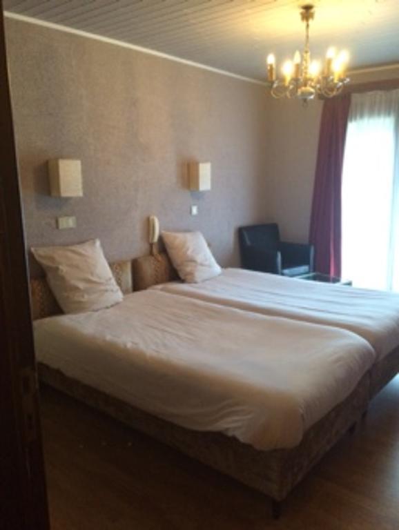 Hotel La Venerie Virton Pokój zdjęcie