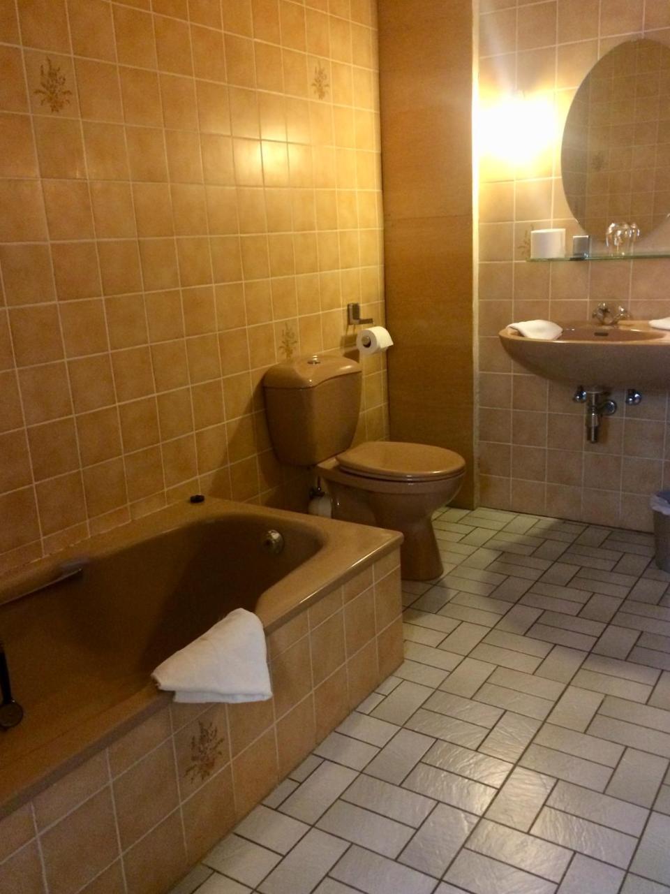 Hotel La Venerie Virton Zewnętrze zdjęcie
